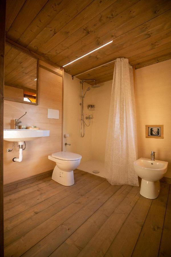 מאסה מריטימה Glamping Podere San Jacopo מראה חיצוני תמונה